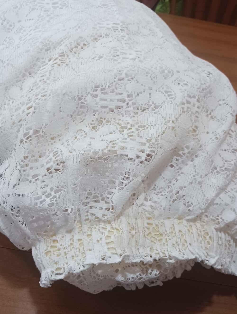 Lace Nine Yards White 324" X 30 Hook & Loop Canopy Table Skirt Trims